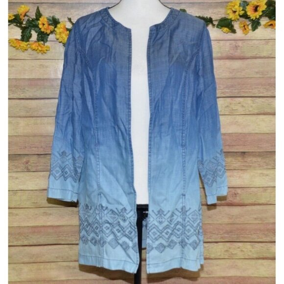 Chico's 1 Blue Ombre Open Front Chambray Shacket Jacket Size M 8  Pockets - Picture 1 of 13